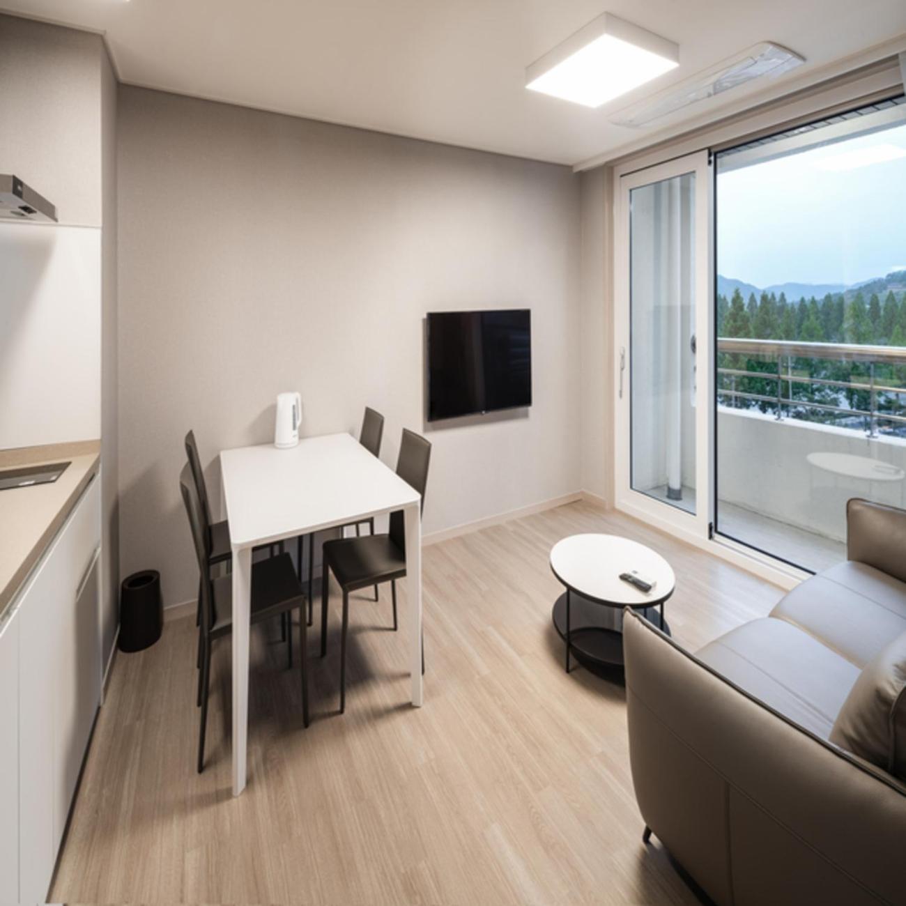 Hwasun Kumho Resort Bagian luar foto
